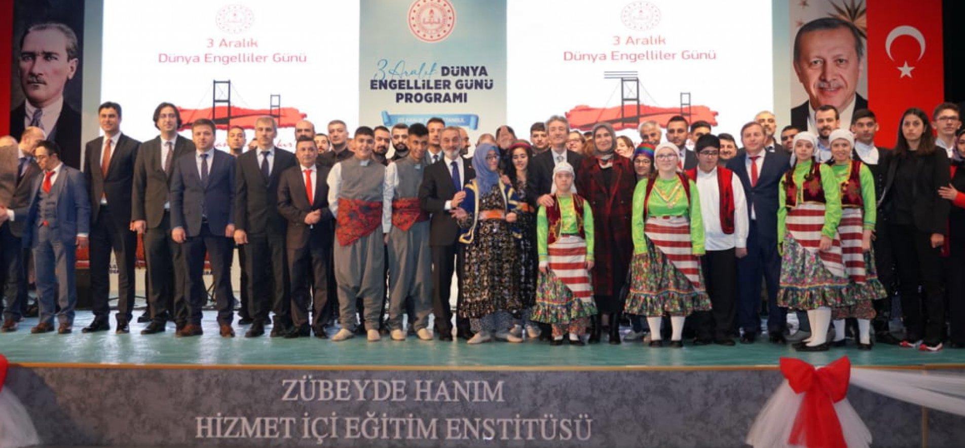 3 ARALIK DÜNYA ENGELLİLER GÜNÜ DOLAYISIYLA İSTANBUL'DA ÖZEL BİR PROGRAM DÜZENLENDİ